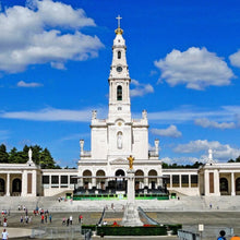 Load image into Gallery viewer, Day Trip to Fátima